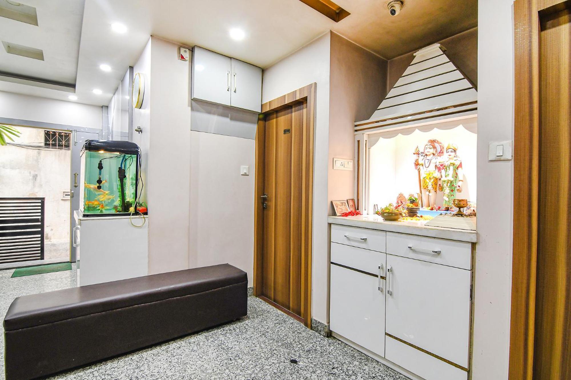 Fabexpress Scholer Motel Калькутта Экстерьер фото
